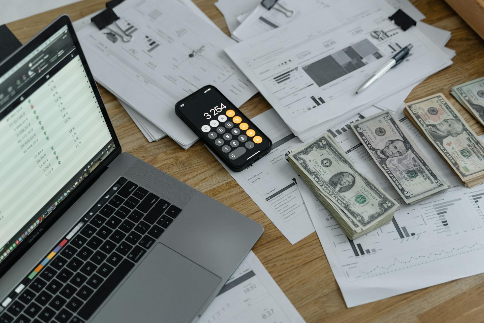 Antes de Invertir: Los Impuestos Que Pueden Cambiar Por Completo Tu Rentabilidad